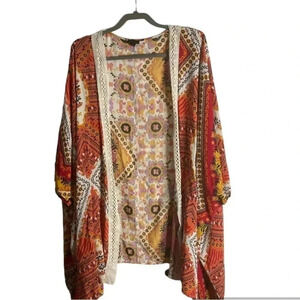 Coco & Carmen colorful Kimono